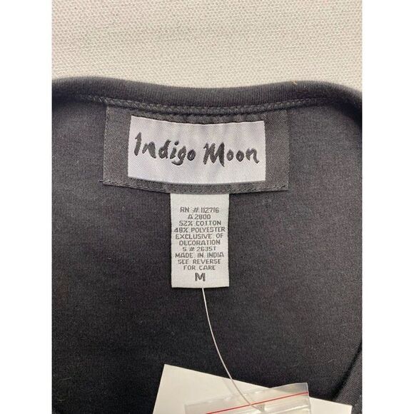INDIGO‎ MOON Black Crew Neck Embellished Ribbon Flowers Top Medium NEW - Picture 5 of 7